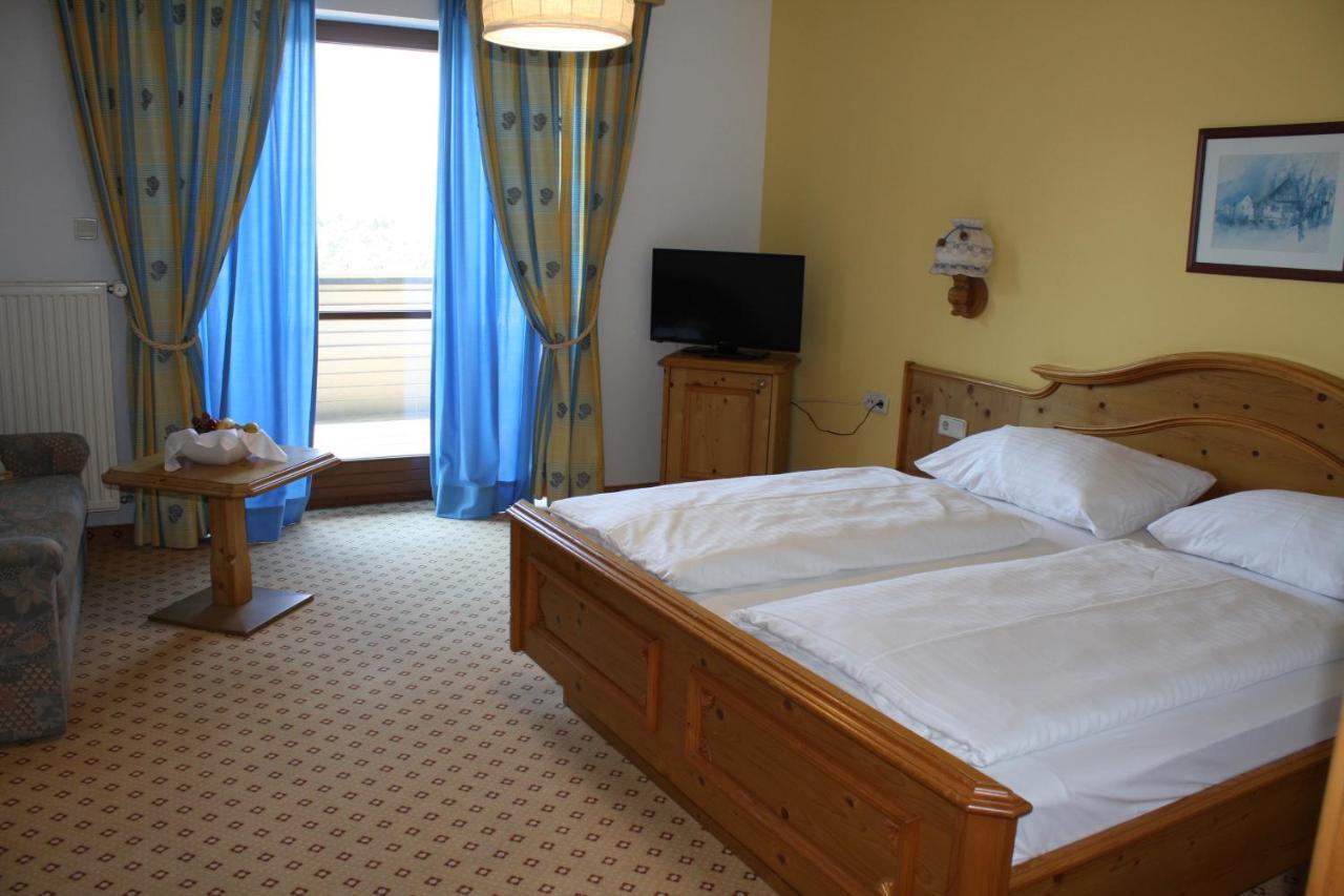 Hotel Garni Am Seggauberg Лайбниц Екстериор снимка