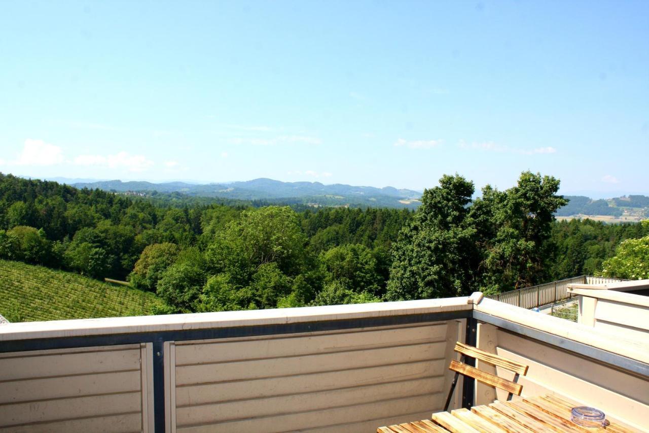 Hotel Garni Am Seggauberg Лайбниц Екстериор снимка